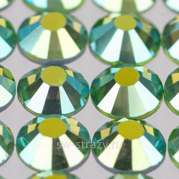 YHB 28 ss16 Peridot shimmer AB F 113AB