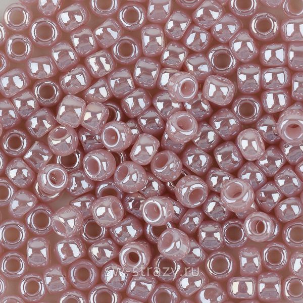 Бисер круглый 8/0 #0151 Цейлон, сиреневый дым